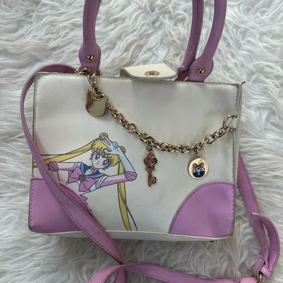 Sailor Moon Pink and White Handbag - Picture 3 of 8